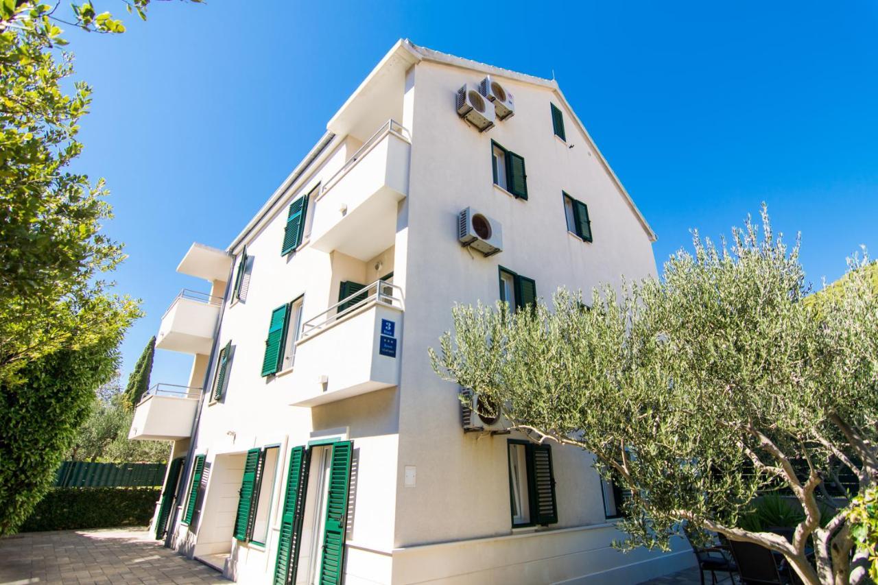 Apartment Rici *